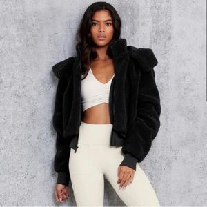 Alo Yoga Foxy Sherpa black M